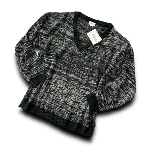 NWT - LuLaRoe Torrie V-Neck Sweater
